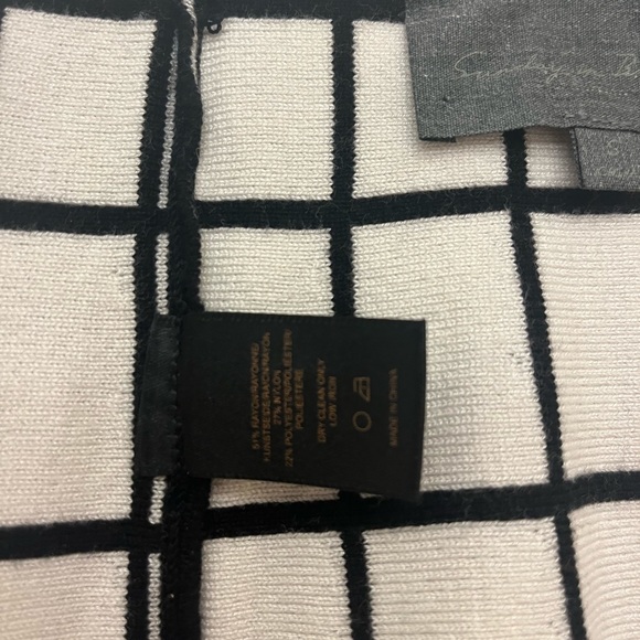 Reversible black and white grid a-line flare skirt size S - Anthropologie - Picture 4 of 5